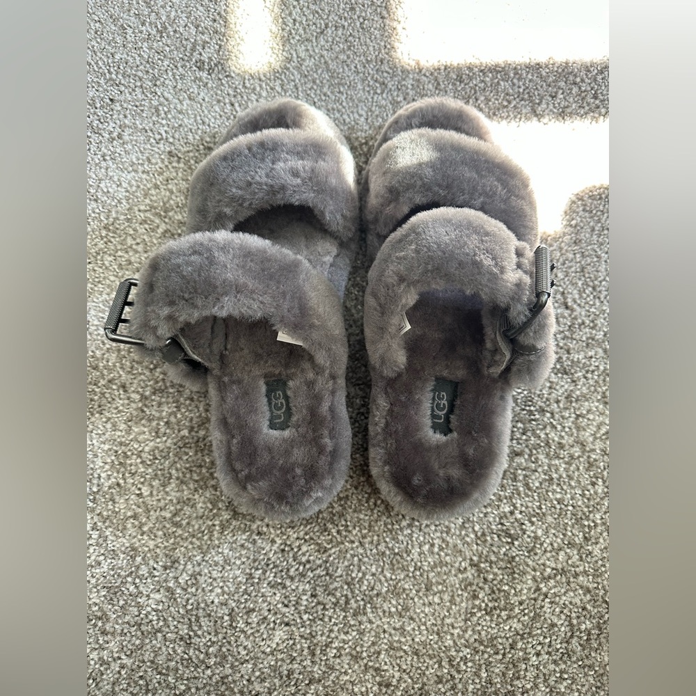 Brand new ugh sandals
